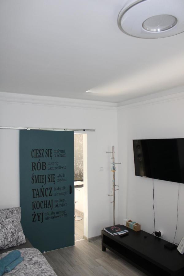 Izzy Apartament Appartement Miskolc Buitenkant foto