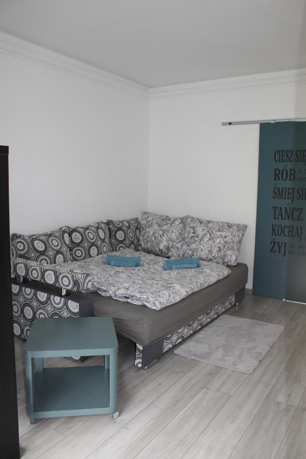 Izzy Apartament Appartement Miskolc Buitenkant foto